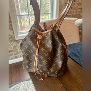 Authentic Louis Vuitton VINTAGE petit noe 1997
